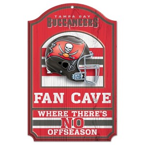 PANNELLO LEGNO WINCRAFT FAN CAVE 28 X 43 CM  TAMPA BAY BUCCANEERS