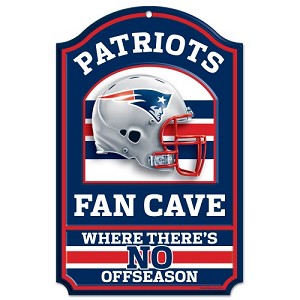 PANNELLO LEGNO WINCRAFT FAN CAVE 28 X 43 CM  NEW ENGLAND PATRIOTS