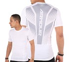 MAGLIA UNDER ARMOUR 1289557 COMPRESSIVA SUPERVENT  BIANCO