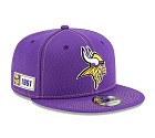 CAPPELLO NEW ERA 9FIFTY 2019 SIDELINE ROAD  MINNESOTA VIKINGS